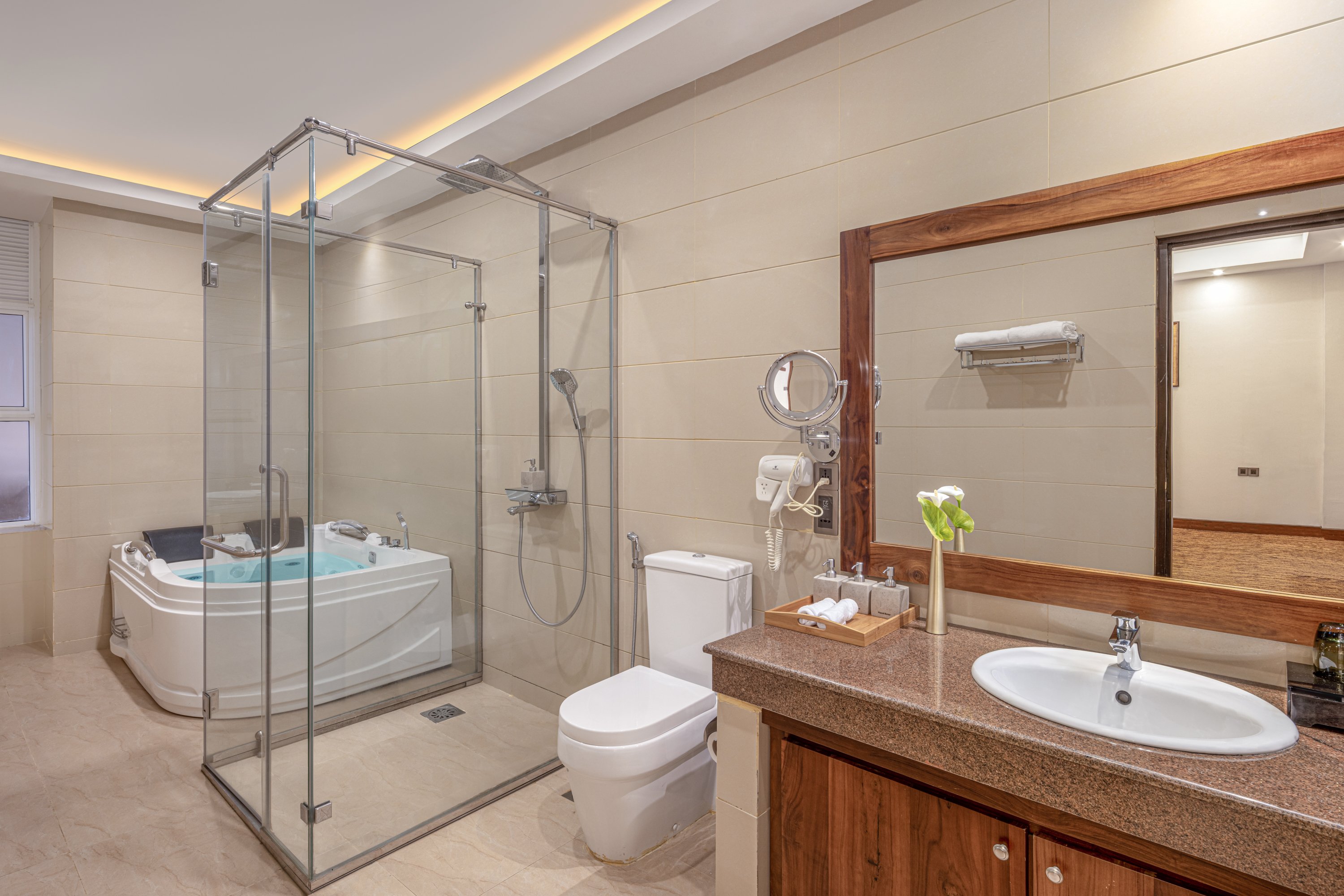 GOLDEN RIDGE NUWARAELIYA